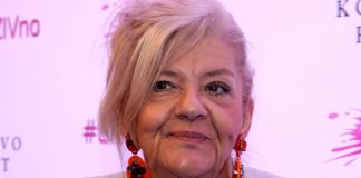 Nakon što je Futa povredio Marina je napisala ovu pesmu i dala našoj velikoj zvezdi: Sad je evergrin, a niko ne zna da krije njenu istinitu priču