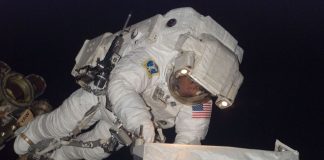 Bio sam 178 dana u svemiru i ono što sam tamo video uverilo me je da živimo laž: Konačno sam shvatio gde čovečanstvo greši