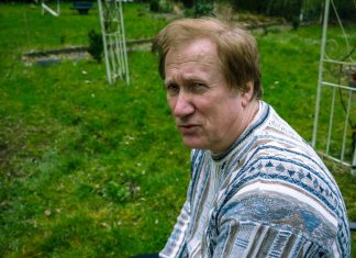 Sa velikim bolom sahranio suprugu s kojom je proveo 40 godina: Kad je video ko mu je ušao u kuću, srušio se kao sveća preko praga