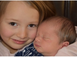 Beba je vrištala kad god je starija sestra zagrli: Roditelji našli ćerku na podu, a onda otkrili jezivu istinu