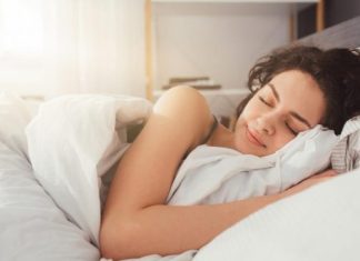 Jedna greška prije spavanja i srce bi vam moglo otkazati: liječnik upozorava sve starije od 50 godina