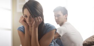 Deset znakova koji otkrivaju da si za muškarca samo opcija i da te koristi za podizanje svog ega