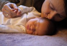 “Postavila sam kamere po celoj kući, a kad sam videla šta dadilja radi mom detetu zaprepastila sam se”