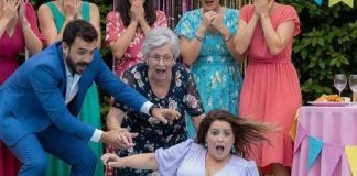 Nikada neću zaboraviti taj dan na mojoj proslavi za bebe, kada sam bila trudna osam meseci. Moj muž je š0kirao sve dajući 10.000 dolara koje smo uštedeli za porođaj svojoj majci. Kada sam pokušala da ga zaustavim, on je besno viknuo: „Kako se usuđuješ da me zaustaviš?!“