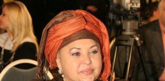 ISPLIVALA TAJNA ESME REDŽEPOVE! Evo zašto je usvojila 47 muške dece : Moglo je da bude problema, niko nije bio u krvnom srodstvu…