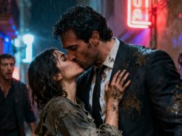 „Stoj mirno, ne govori ništa! U opasnosti si…“ Beskućnica je povukla direktora u ugao, zagrlila ga i poljubila kako bi mu spasla život… i kraj.