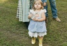 Rođaka joj poslala sliku svoje ćerke, a ona je prepoznala haljinicu na njoj s plakata za nestale osobe: Kad je otkriveno šta se desilo sa devojčicom zaledila se