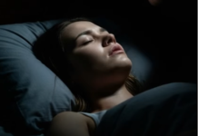 Muž mi je davao tabletu svake noći… jednog dana sam se pravila da progutam tablete i ostala budna. Gledala sam ga kako izlazi iz spavaće sobe u 2 ujutro. Slijedila sam ga dolje i vidila…