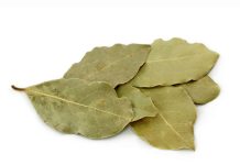 Kad ste u prodavnici uzmite i LOV0ROV LIST: Kod kuće SAM0 ga stavite na RADIJAT0R i ostavite TAK0, svi bi trebali znati za učinak!