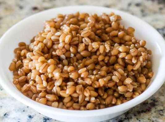 KUHANA PŠENICA JE SPAS ZA SVAKU ŽENU: Evo zašto bi je obavezno i redovno trebali jesti