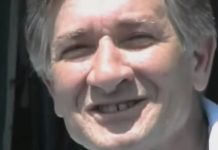 Novica je otišao kod vračare da bi zausatvio jezivo prokletstvo koje mu je odnelo celu porodicu: Nakon njenih reči i proročanstva, naš pevač poželeo je da umre