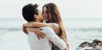 MUŠKARCI PADAJU NA OVO: Psiholog otkrio 2 rečenice koje navode muškarca da se ludo zaljubi u vas