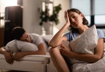 Šta zapravo znači ako supružnici spavaju u odvojenim krevetima, prema psihologiji