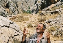 Stariji brat je prevario mlađeg i uzeo mu plodnu njivu, ostavivši mu samo kamenjar, ali kada je udarila suša, sve se promenilo