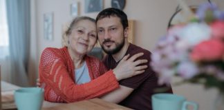 “Imam 22 godine, u vezi sam sa ženom od 52, sa nama živi njen sin od 34”: Cela Srbija zna njihovu priču, a ovaj detalj je svima šokantan