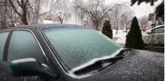 Trik koji ZA SEKUND rješava problem ZALEĐENE ŠOFERŠAJBNE! Potrebna su vam samo 2 SASTOJKA iz kuhinje
