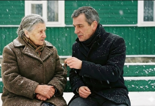 Lekcija dobrote: priča o tome kako se spontana pomoć starijoj ženi pretvorila u neočekivan završetak