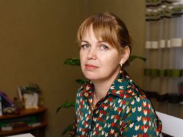 Od kako sam se udala i doselila kod muža, njegova ćerka mi pravi pakao od života: Kad sam čula šta šapuće sa babom, spakovala sam stvari i otišla