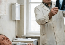 Skoro pet godina žena se budila s jakim bolovima u stomaku, ali joj je muž zabranjivao da ide ljekaru: „Ništa ne umišljaj, samo pij tablete“.