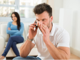 Ovo je prva stvar koju muškarac radi nakon što dođe kući od ljubavnice