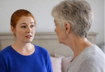 Snaha je gotovo svaki dan mijenjala posteljinu, opravdavajući ljubav prema čistoći: ali jednog dana svekrva je podigla deku, ugledala čudan trag na plahti i saznala strašnu tajnu o svojoj snahi 😲😨