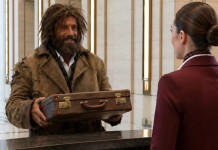 Muškarac u staroj, iznošenoj odjeći, nosi kofer, ušao je u luksuzni hotel i tražio sobu na samo dva sata, ali su ga zaštitari izbacili na ulicu 😳