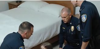 Djevojčica je policiji rekla da je vidjela muškarca koji nosi masku ispod kreveta: niko joj nije vjerovao dok nisu provjerili snimak nadzorne kamere 😱😱