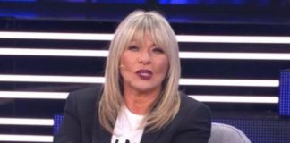 Brzo je prebojela njegovu smrt!! SUZANA JOVANOVIĆ uhvaćena u ZAGRLJAJU našeg popularnog pjevača!!!