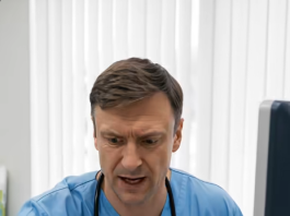 Doktor je radio rutinski ultrazvuk 70-godišnjakinji koja se žalila na jake bolove u stomaku kada je iznenada na ekranu ugledao nešto nevjerovatno: “To nije moguće… ” 😱 😱 😱