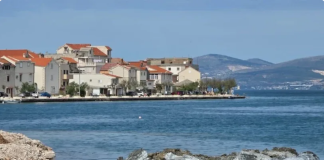 Zastrašujuće otkriće u Hrvatskoj. Na popularnoj plaži izronilo “čudovište”