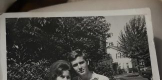 Baka je cijelog života skrivala tajnu iz 1968. godine, a istina je izašla na njenoj sahrani