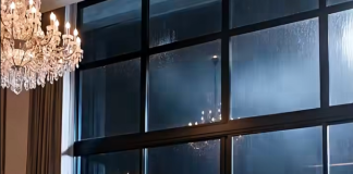 Bacili su novac na njezina invalidska kolica, u lice joj rekli da ode… a sve što se dogodilo nakon toga bio je pravi šok za njezina nevjernog supruga i njegovu lijepu plavokosu ljubavnicu 😱😨