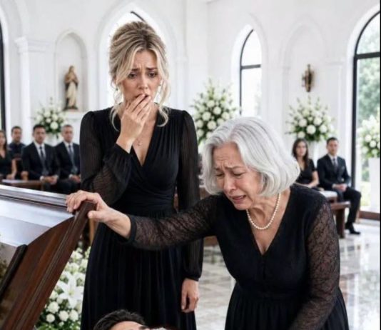 Majka je otvorila kovčeg koji je njena snaha želela da bude sahranjen zatvoren… i otkrila je najstrašniju istinu