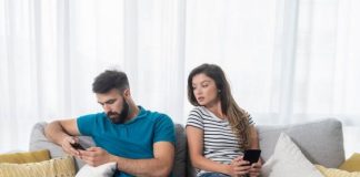 OVAKO SE MUŠKARAC PONAŠA PRE PREVARE: Otvorite širom oči, ODAĆE ga ovih 7 STVARI