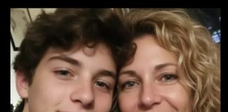 Moj 16-godišnji sin je proveo leto kod bake; jednog dana me je pozvala sa važnom molbom.