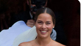ANA IVANOVIĆ SE UDALA ,POGELDAJTE KAKAV JE SKANDAL ŠVAJNI NAPRAVIO KAD JE VIDIO KO JE U PITANJU: A i vi ćete ostat u šoku!!! Švani mu nije ni do koljena!!!!Ana je ubola jakpot (FOTO)