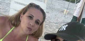 „Moja najbolja prijateljica, s kojom sam prijateljevala 37 godina, zamolila me tijekom našeg odmora da napravimo JOŠ JEDNU POSLJEDNJU fotografiju zajedno — kao prijateljice. Kad sam je pitala zašto kaže ‘posljednju’, nasmiješila se i odgovorila: