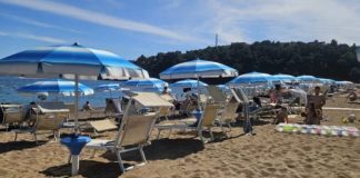 Pakao na crnogorskom primorju: Turisti besni pakuju kofere i prekidaju odmor, u špicu sezone se ovo dešava… Pakao na crnogorskom primorju: Turisti besni pakuju kofere i prekidaju odmor, u špicu sezone se ovo dešava… - featured image