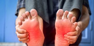 Ako često osećate utrnulost, trnce i peckanje u stopalima razlog može biti alarmantan: Evo zašto nikako ne smete ignorisati ove simptome