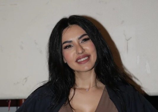 SEVALE BRADAVICE: Tanja Savić pevala bez gaća i brusa! Šta joj se desilo, pokazala previše!!! SEVALE BRADAVICE: Tanja Savić pevala bez gaća i brusa! Šta joj se desilo, pokazala previše!!! - featured image