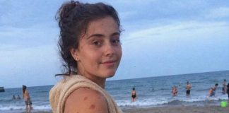Moja mlađa sestra optužila je moju tinejdžersku kćer da je izbrisala sve fotografije s odmora zbog srama od vlastite kože — ali jedna rečenica mog sedmogodišnjeg sina razotkrila je poljubac, krađu i plan kojim su namjeravali uzeti naš dom Moja mlađa sestra optužila je moju tinejdžersku kćer da je izbrisala sve fotografije s odmora zbog srama od vlastite kože — ali jedna rečenica mog sedmogodišnjeg sina razotkrila je poljubac, krađu i plan kojim su namjeravali uzeti naš dom - featured image