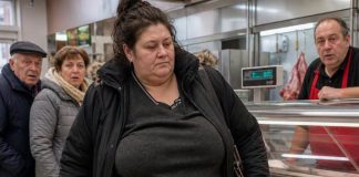 Svakog dana jedna starica kupovala je čak 60 kilograma govedine… A kada je policija otkrila zašto joj je potrebno toliko mesa, svi su ostali bez reči…