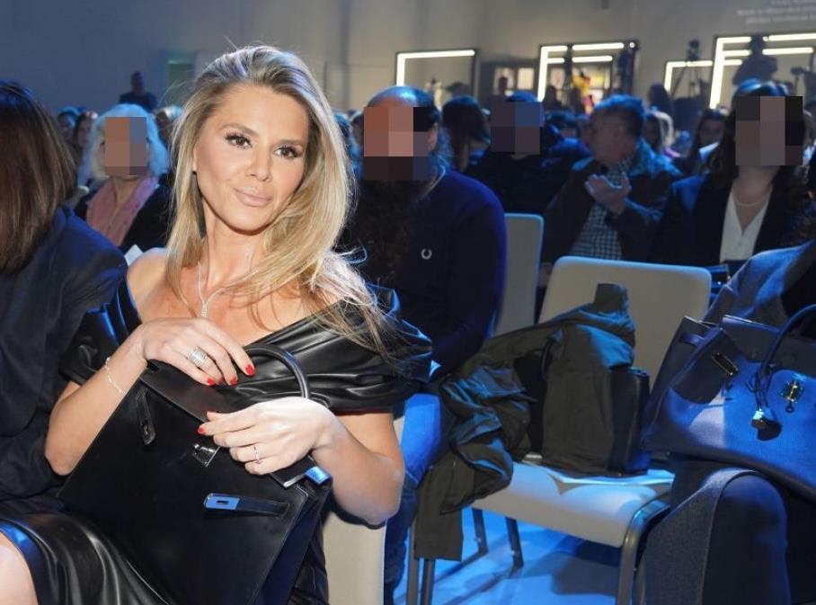 “BAHATA I BEZOBRAZNA, NEMAM REČI” BIVŠA ŽENA HARISA DŽINOVIĆA U CENTRU SKANDALA U MONAKU: Napravila haos - featured image