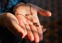 6 ličnih predmeta koje nikako ne smete poklanjati nikome, pa ni rođenoj deci - featured image