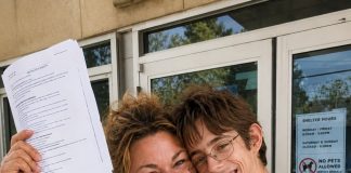 Posvojila sam tinejdžera kojeg je prije mene vratilo deset obitelji, a dva tjedna kasnije priznao mi je zašto ih je namjerno tjerao od sebe — no ono što smo pronašli u njegovu starom dosjeu promijenilo je sve