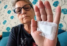 „Imam 74 godine. Svake večeri moja snaha me tjerala da popijem čašu vode prije spavanja. Jednog jutra probudila sam se sa zavijenom rukom, a nisam se mogla sjetiti ničega što se dogodilo prethodne noći. Odlučila sam postaviti skrivenu kameru, ali ono što sam sljedećeg jutra vidjela na snimku natjeralo me da odmah pozovem sina…” 😱💔‼️